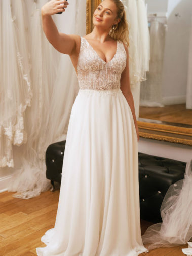 Curvy Designer Wedding Dresses In San Diego